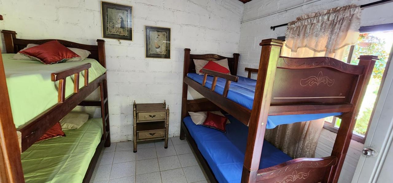 Hostel Finca La Gordita Calabazo  Buitenkant foto